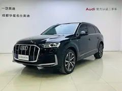 2022 Audi Q7 55 TFSI quattro S line Sport, чёрный — фото 1