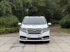 2019 Honda Elysion 2.0L Hybrid Luxury, белый — фото 2
