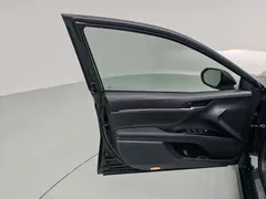 2021 Toyota Camry 2.0G Luxury, чёрный — фото 20