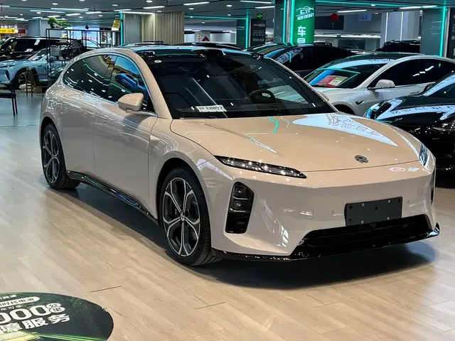 2025 Nio ET5T 75kWh Touring