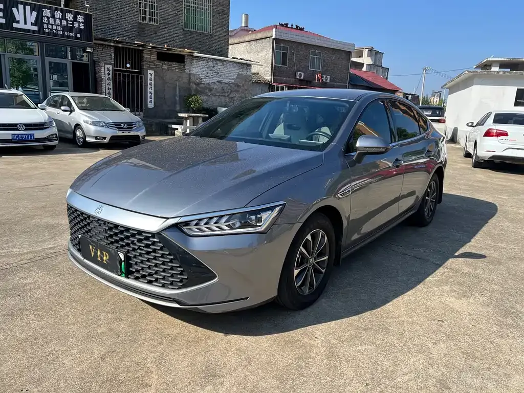 2023 BYD Qin PLUS Champion DM-i PHEV 55KM Leading