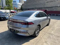 2023 BYD Qin PLUS Champion DM-i PHEV 55KM Leading — фото 14