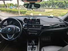 2021 BMW 1 Series 120i M Sport, синий — фото 11