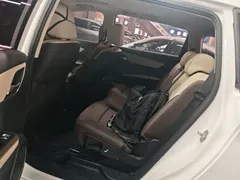 2022 BYD Song Max DM-i PHEV 105KM Premium, белый — фото 17
