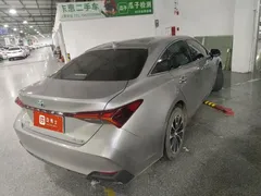 2023 Toyota Avalon Hybrid 2.5L Luxury — фото 2