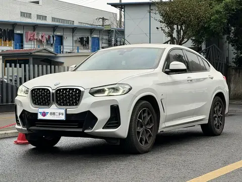 2022 BMW X4 25i M Sport Package