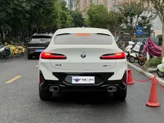2022 BMW X4 25i M Sport Package, белый — фото 5