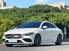 2023 Mercedes-Benz CLA 200, белый — фото 1