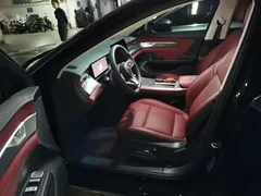2026 Hongqi H5 1.5T DCT Pro, чёрный — фото 17