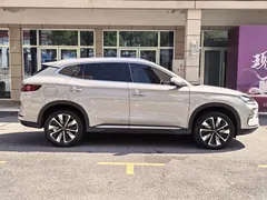 2025 BYD Song PLUS DM-i PHEV 112km Premium, белый — фото 4