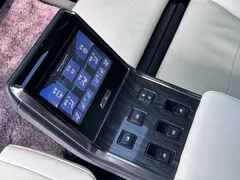 2020 Lexus LM 300h 4, чёрный — фото 7