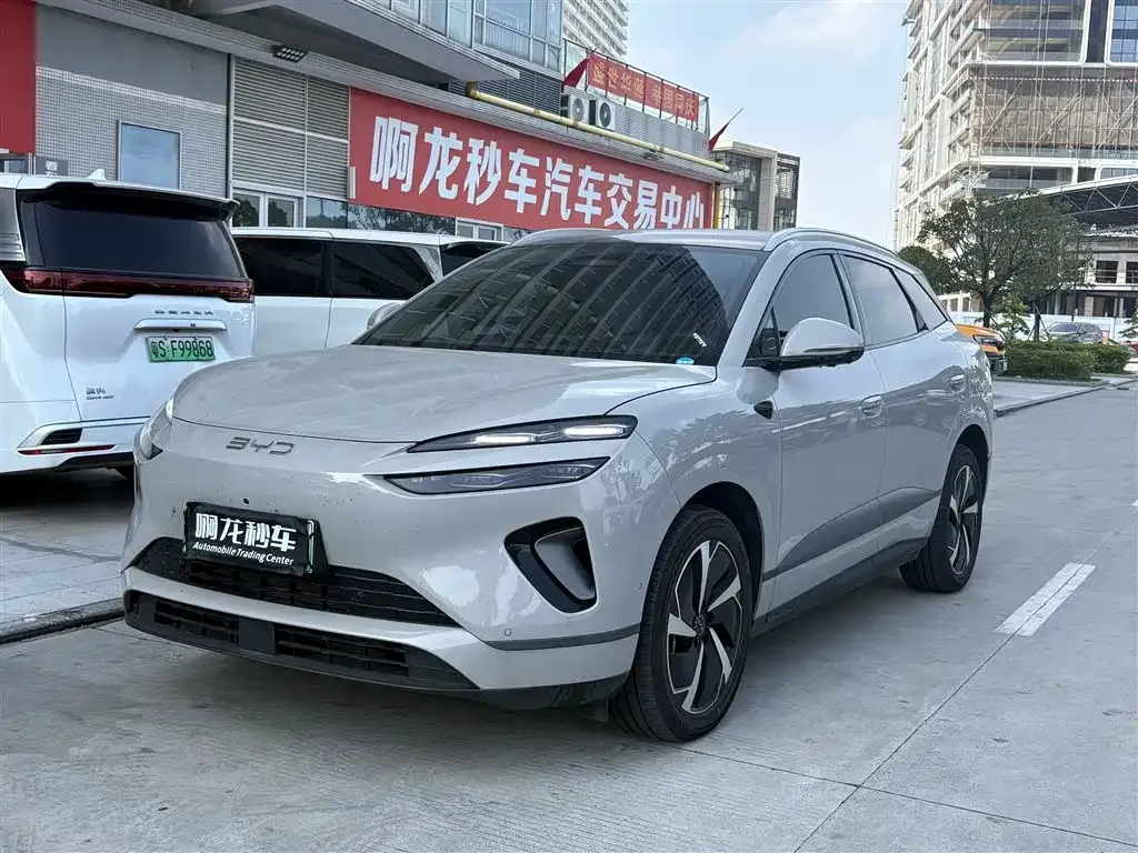 2025 BYD Sealion 06 DM-i PHEV 205 Plus