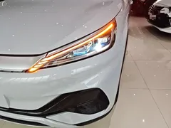 2023 BYD Yuan PLUS Champion 510km Excellence — фото 24