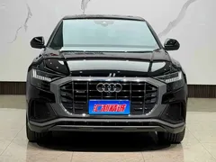2021 Audi Q8 55 TFSI Sport, чёрный — фото 2