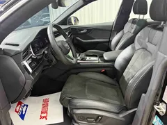 2021 Audi Q8 55 TFSI Sport, чёрный — фото 6
