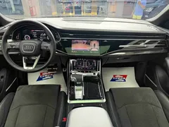 2021 Audi Q8 55 TFSI Sport, чёрный — фото 9