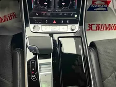 2021 Audi Q8 55 TFSI Sport, чёрный — фото 18