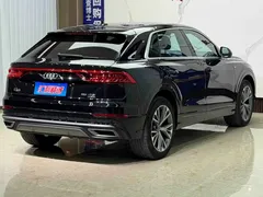 2021 Audi Q8 55 TFSI Sport, чёрный — фото 21