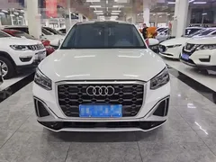 2022 Audi Q2L 35 TFSI Fashion, белый — фото 2