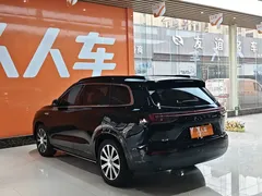 2024 Aito M7 1.5T RWD Smart Driving Pro 5-seat, чёрный — фото 6