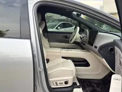 2025 Li Auto i6 4WD Standard — фото 6