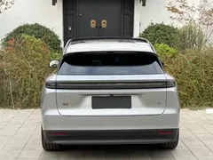2025 Li Auto i6 4WD Standard — фото 12