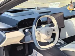 2025 Zeekr 007 RWD Smart Driving 75kWh, белый — фото 12