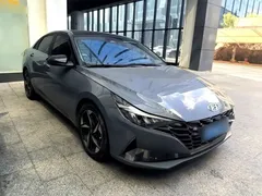 2022 Hyundai Elantra 1.5L CVT LUX Premium — фото 4