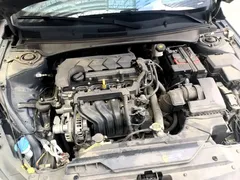 2022 Hyundai Elantra 1.5L CVT LUX Premium — фото 20