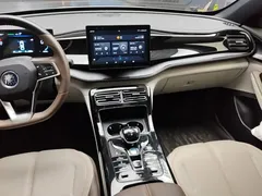 2024 BYD Qin PLUS Honor DM-i PHEV 55km Leading — фото 13