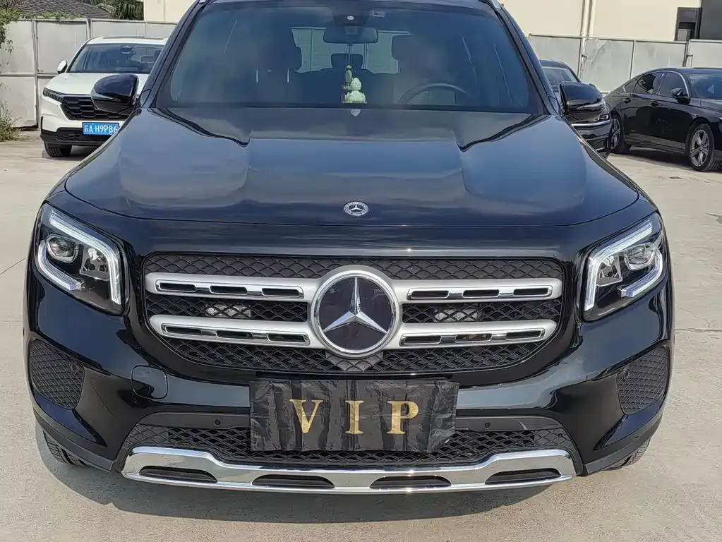 2023 Mercedes-Benz GLB 220 Sport