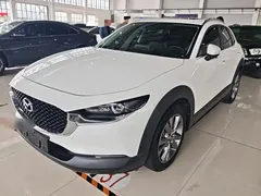 2020 Mazda CX-30 2.0L AT, белый — фото 2