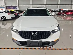 2020 Mazda CX-30 2.0L AT, белый — фото 3