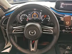 2020 Mazda CX-30 2.0L AT, белый — фото 11