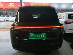 2024 Leapmotor C16 EREV 200 Premium — фото 6