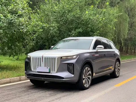 2022 Hongqi E-HS9 EV 660km 4-seat