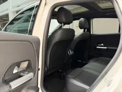 2022 Mercedes-Benz GLA 200, белый — фото 12