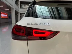 2022 Mercedes-Benz GLA 200, белый — фото 23