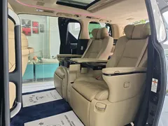 2020 Toyota Alphard 2.5L Hybrid Premium, чёрный — фото 6