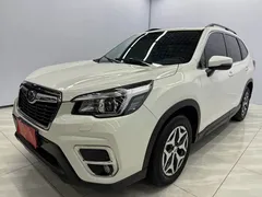 2022 Subaru Forester 2.0i AWD Luxury EyeSight, белый — фото 1