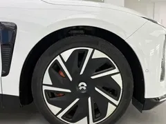2025 Nio ET9 102kWh, белый — фото 11