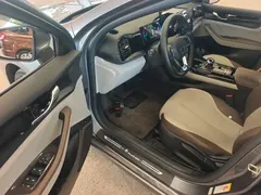 2024 BYD Qin PLUS Honor DM-i PHEV 55km Leading — фото 16
