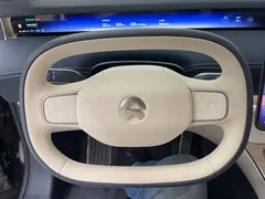 2025 Nio ET9 102kWh Launch Limited Edition, синий — фото 9