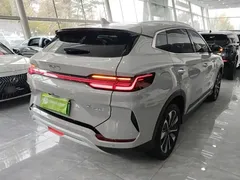 2025 BYD Song PLUS DM-i PHEV 112km Premium — фото 7