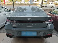 2021 Hyundai Elantra 1.5L CVT LUX Premium — фото 6
