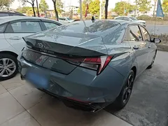 2021 Hyundai Elantra 1.5L CVT LUX Premium — фото 7