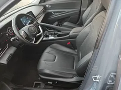 2021 Hyundai Elantra 1.5L CVT LUX Premium — фото 15