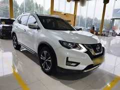 2020 Nissan X-Trail 2.5L XL CVT 4WD, белый — фото 4