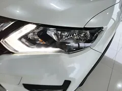 2020 Nissan X-Trail 2.5L XL CVT 4WD, белый — фото 24