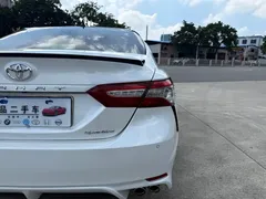2021 Toyota Camry 2.0S Fashion, белый — фото 13